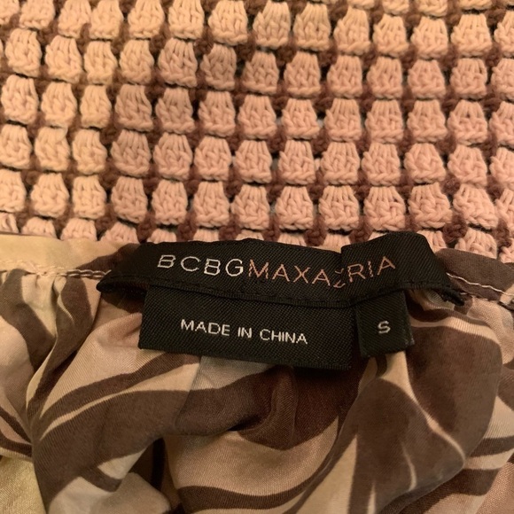 BCBGMaxAzria crocheted silk top, size S.. - Picture 5 of 5